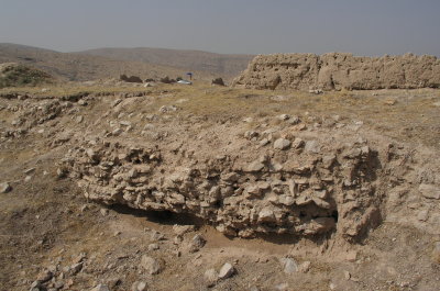 イスタフル：ササン朝時代の城壁跡