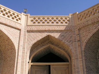 The caravansarai of Kharanaq