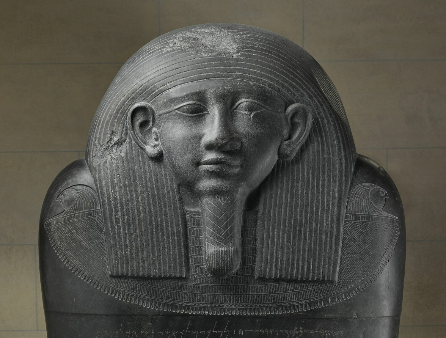 Sarcophage d'Eshmunazor AO 4806 ; N III 3563 ; N III 320 ; Ph 1 ; CIS I 2 ; CIS I 3