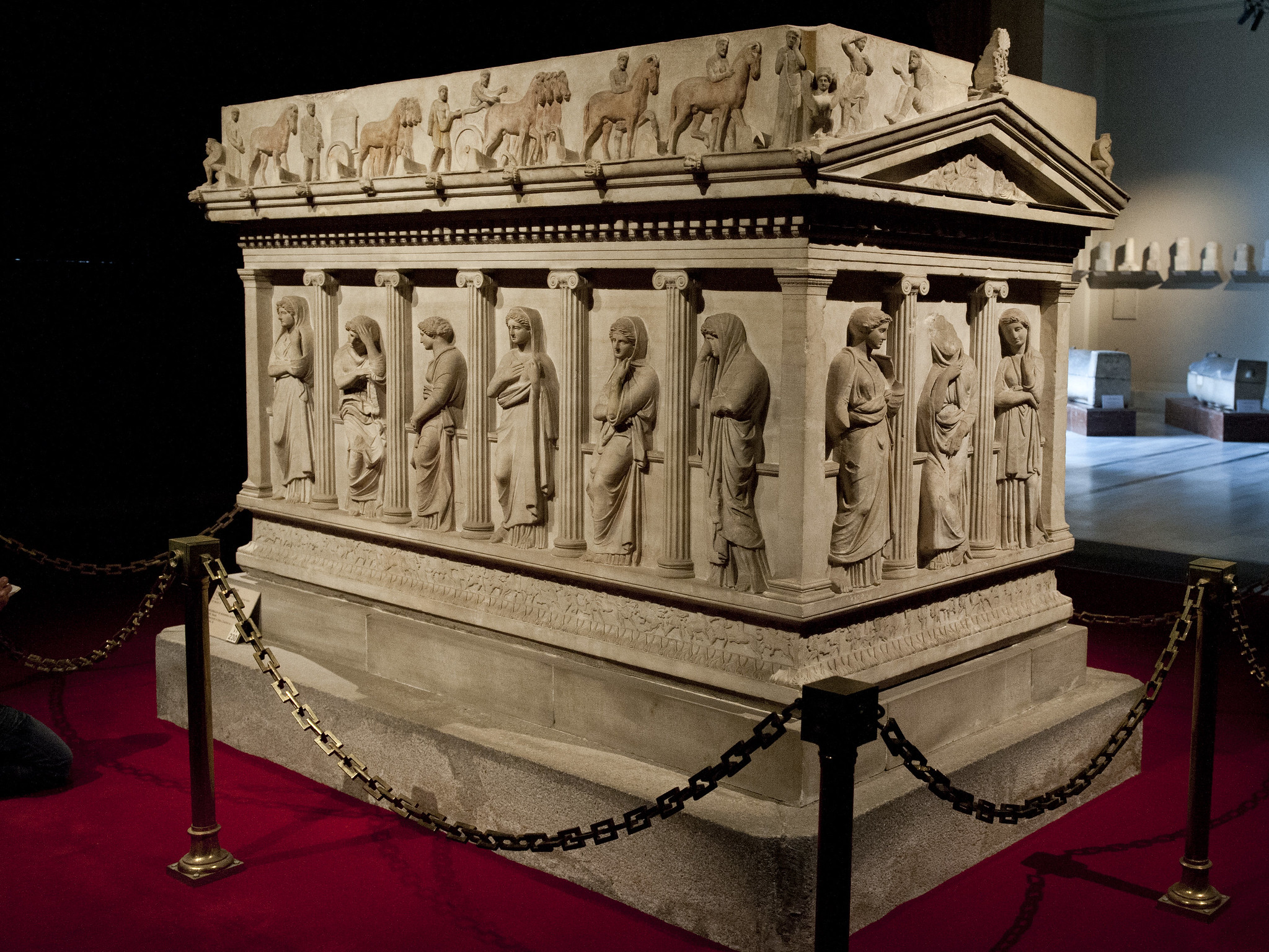 The sarcophagus of the mourning women, I