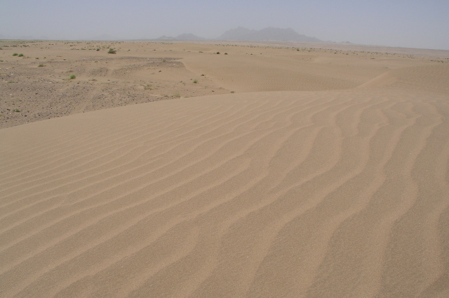 アデン近くの砂漠（イエメン）｜A Desert near Aden,Yemen