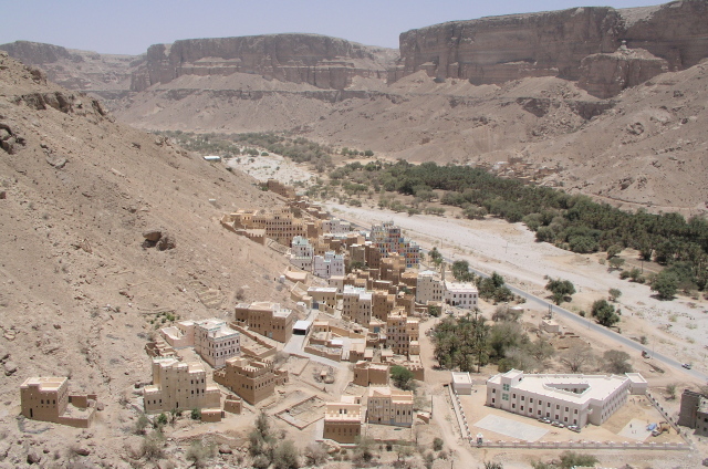 ブックシャーン村（イエメン、ワディ・ドアン）｜Buqshan Village in Wadi Dawan,Yemen